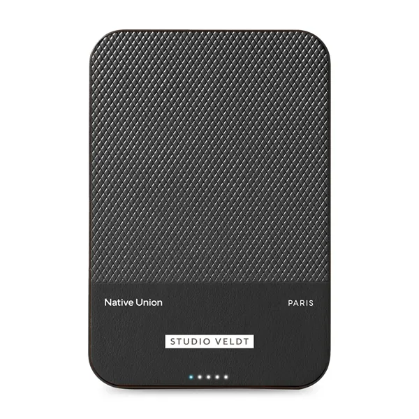 Native Union (RE)Classic Magnetic Power Bank 10000mAh - Native Union (RE)Classic Magnetic Power Bank 10000mAh - Image 0 of 7