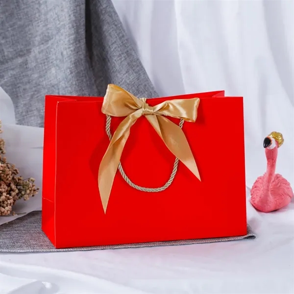 Luxury Customized Gift Paper Bags with Handle And Ribbon - Luxury Customized Gift Paper Bags with Handle And Ribbon - Image 7 of 7