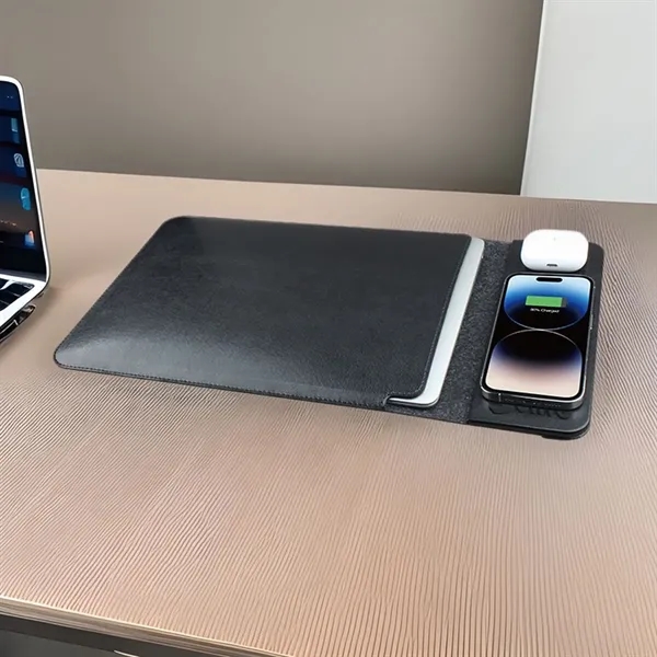 Portable Laptop Bag With Wireless Charger - Portable Laptop Bag With Wireless Charger - Image 3 of 4