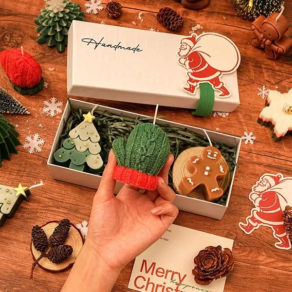 Christmas Scented Candle Gift Set - Christmas Scented Candle Gift Set - Image 5 of 5