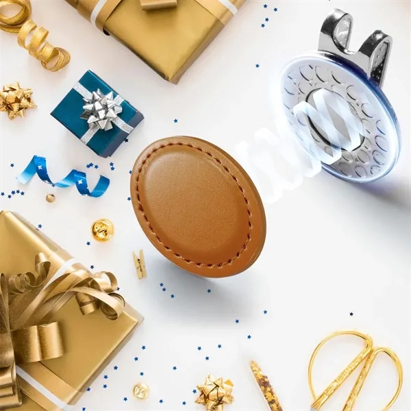 Durable Compact  Magnetic PU Leather Round Golf Ball Marker - Durable Compact  Magnetic PU Leather Round Golf Ball Marker - Image 4 of 9