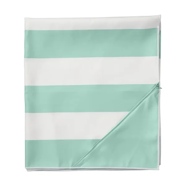 econscious Playa Recycled Microfibre Towel - econscious Playa Recycled Microfibre Towel - Image 11 of 15
