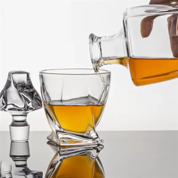 9Oz.Unique Twist Design Whiskey Glass - 9Oz.Unique Twist Design Whiskey Glass - Image 4 of 6