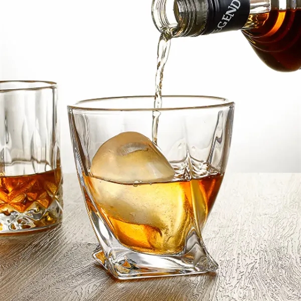9Oz.Unique Twist Design Whiskey Glass - 9Oz.Unique Twist Design Whiskey Glass - Image 6 of 6