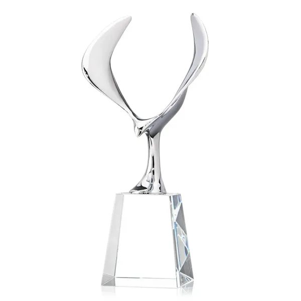 Maverick Eagle Award on Celestina Base - Clear