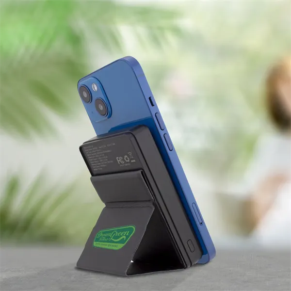 Energizer Brand, 5000 mAH Power Bank, Mag-N-Kick™ 5K - Energizer Brand, 5000 mAH Power Bank, Mag-N-Kick™ 5K - Image 0 of 13