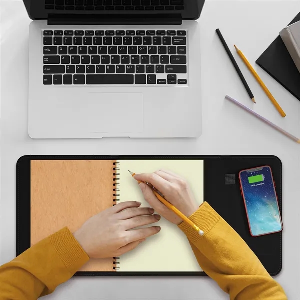 SCX Innovative Design™ Wireless Charging Notebook A5 with... - SCX Innovative Design™ Wireless Charging Notebook A5 with... - Image 6 of 15