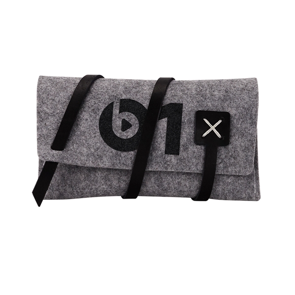 DOUGLAS Felt Cord Organizer