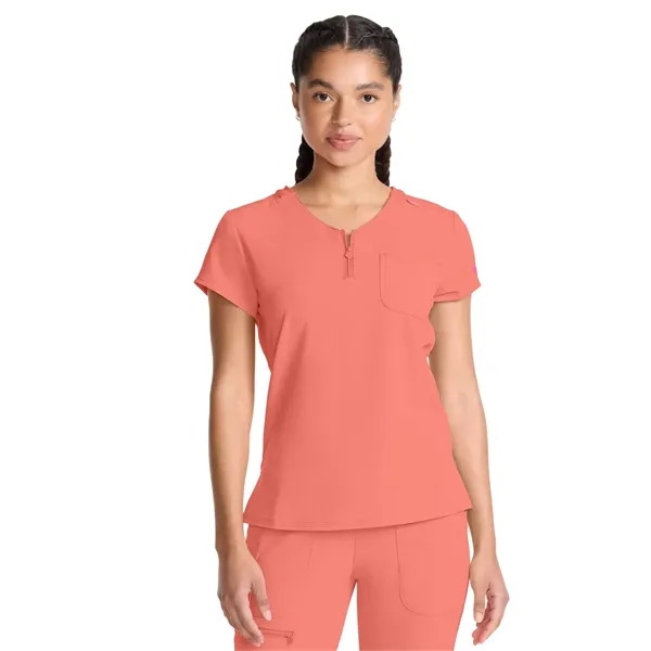 Med Couture - MC AMP - Women's 1-Pocket V-Neck Top - Med Couture - MC AMP - Women's 1-Pocket V-Neck Top - Image 2 of 9