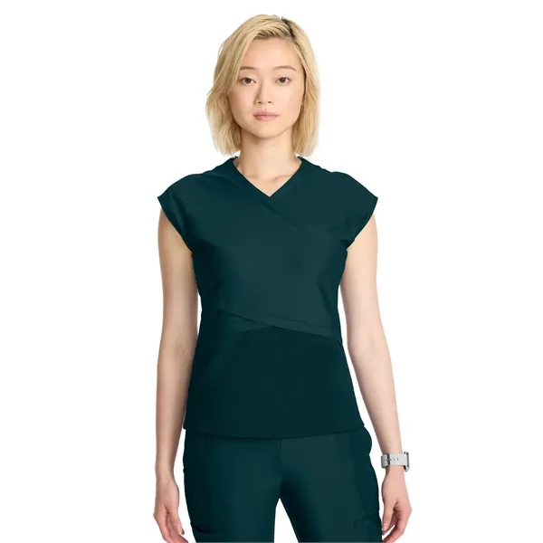 Infinity GNR8 Kinetic - Women's 2-Pocket V-Neck Top - Infinity GNR8 Kinetic - Women's 2-Pocket V-Neck Top - Image 8 of 14