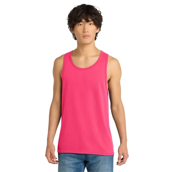 District The Concert Tank . - District The Concert Tank . - Image 41 of 64