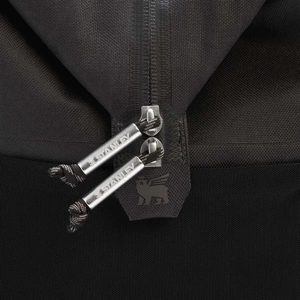 Stanley Julienne Max 30 Can Cooler - Stanley Julienne Max 30 Can Cooler - Image 3 of 6