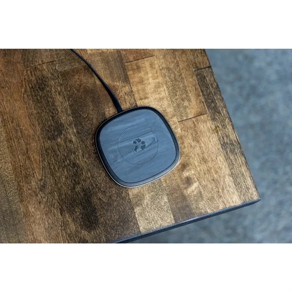 Nimble Apollo 15W Magnetic Wireless Pad - Nimble Apollo 15W Magnetic Wireless Pad - Image 3 of 14