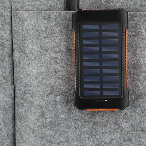 Helio 5000 mAh Solar Power Bank - Helio 5000 mAh Solar Power Bank - Image 3 of 10