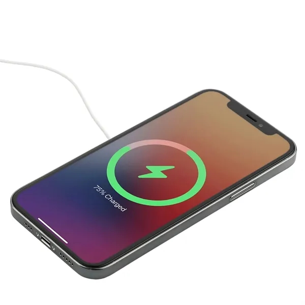MagClick™ Fast Wireless Charging Pad - MagClick™ Fast Wireless Charging Pad - Image 17 of 17