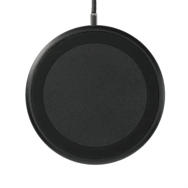 MagClick™ Fast Wireless Charging Pad - MagClick™ Fast Wireless Charging Pad - Image 2 of 17