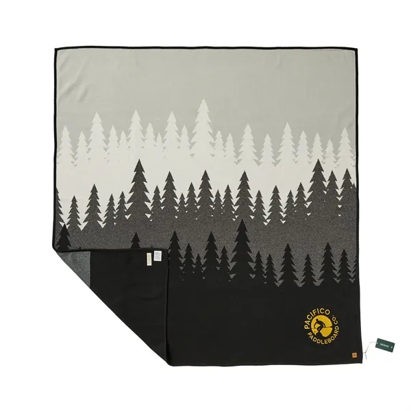 tentree Organic Cotton Juniper Blanket - tentree Organic Cotton Juniper Blanket - Image 0 of 6