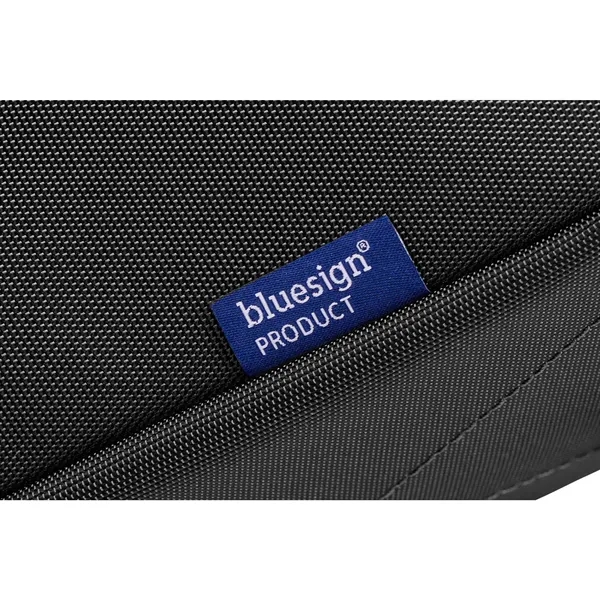 Thule Subterra 2 Toiletry Bag - Thule Subterra 2 Toiletry Bag - Image 2 of 10