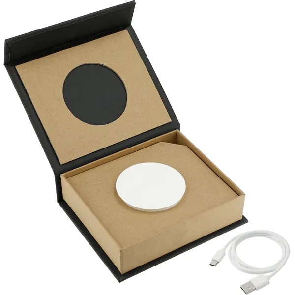 Recycled ABS MagClick™ Fast Wireless Charging Pad - Recycled ABS MagClick™ Fast Wireless Charging Pad - Image 4 of 7