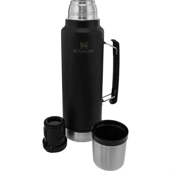 Stanley Legendary Classic Bottle 48oz - Stanley Legendary Classic Bottle 48oz - Image 2 of 18