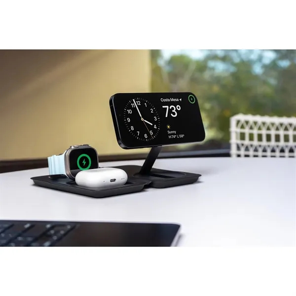 Nimble Fold 3-in-1 Wireless Charger - Nimble Fold 3-in-1 Wireless Charger - Image 20 of 23