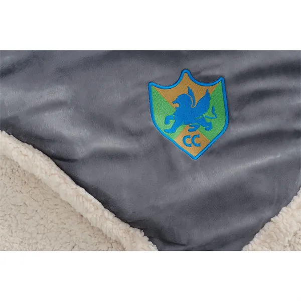 Field & Co.® Cambridge Oversized Sherpa Blanket - Field & Co.® Cambridge Oversized Sherpa Blanket - Image 6 of 36