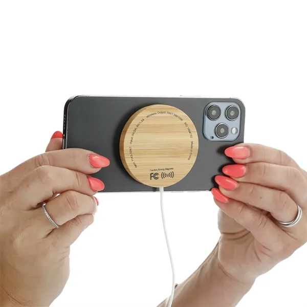 FSC® 100% Bamboo MagClick™ Fast Wireless Pad - FSC® 100% Bamboo MagClick™ Fast Wireless Pad - Image 9 of 9