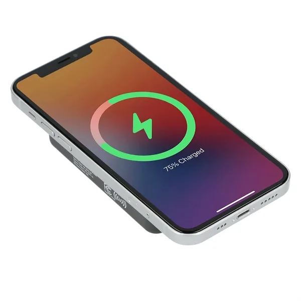 Solekick™ MagClick™ 5000 mAh Wireless Power Bank - Solekick™ MagClick™ 5000 mAh Wireless Power Bank - Image 3 of 9
