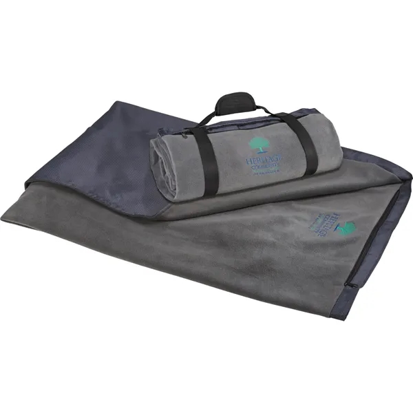 High Sierra® Oversize Picnic Blanket - High Sierra® Oversize Picnic Blanket - Image 4 of 6