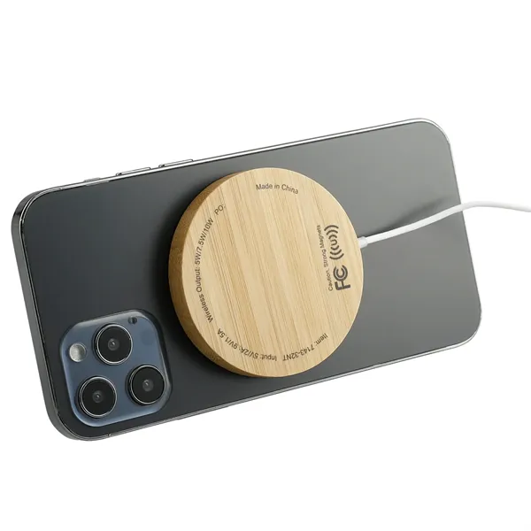 FSC® 100% Bamboo MagClick™ Fast Wireless Pad - FSC® 100% Bamboo MagClick™ Fast Wireless Pad - Image 8 of 9