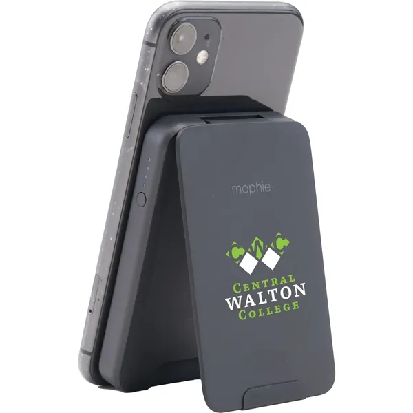 mophie® Snap+5000 mAh Wireless Power Bank w/ Stand - mophie® Snap+5000 mAh Wireless Power Bank w/ Stand - Image 4 of 7