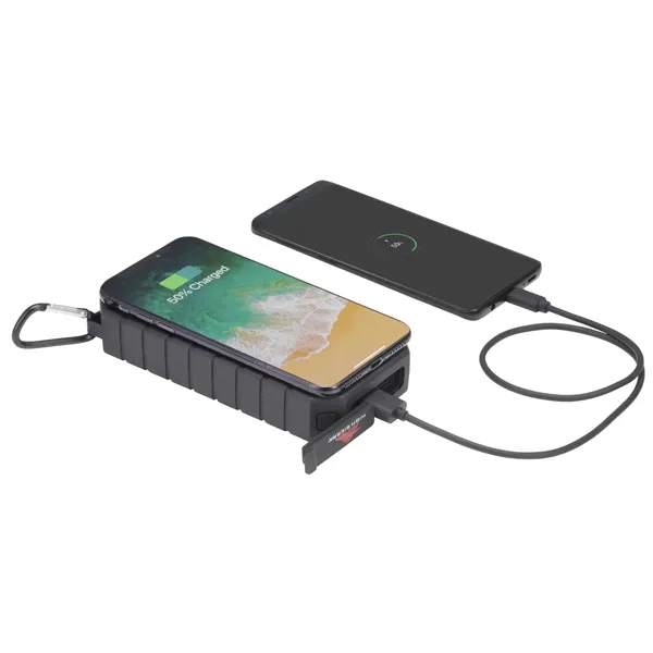 High Sierra® IPX 5 Solar Fast Wireless Power Bank - High Sierra® IPX 5 Solar Fast Wireless Power Bank - Image 9 of 13