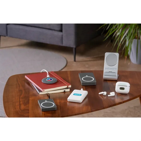 Solekick™ True Wireless Auto Pair Earbuds - Solekick™ True Wireless Auto Pair Earbuds - Image 3 of 9