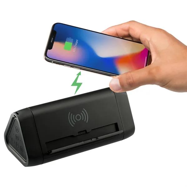High Sierra Outdoor Speaker & Wireless PowerBank - High Sierra Outdoor Speaker & Wireless PowerBank - Image 9 of 10