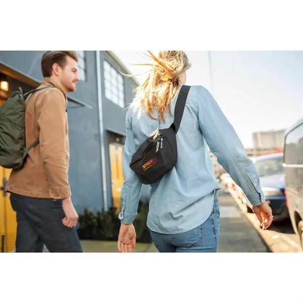 CamelBak Pivot RPET Belt Sling - CamelBak Pivot RPET Belt Sling - Image 11 of 24