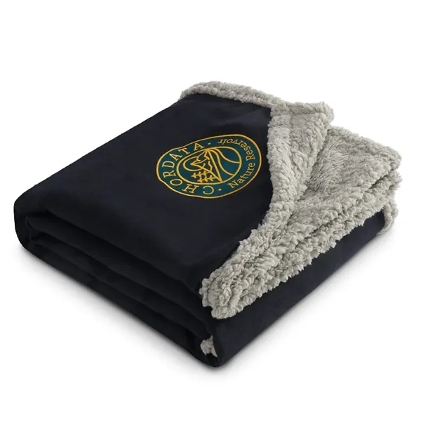 Field & Co.® Oversized Wool Sherpa Blanket - Field & Co.® Oversized Wool Sherpa Blanket - Image 22 of 23