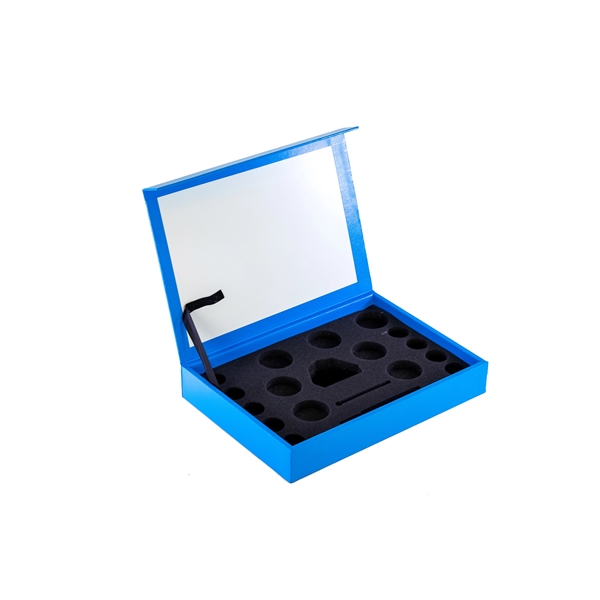 Custom Boxes *No composition listed*