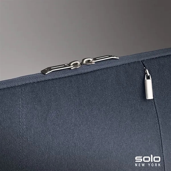 Solo New York 13.3" Oswald Laptop Sleeve - Solo New York 13.3" Oswald Laptop Sleeve - Image 12 of 14