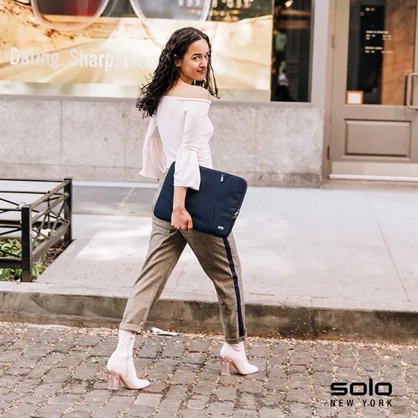 Solo New York 13.3" Oswald Laptop Sleeve - Solo New York 13.3" Oswald Laptop Sleeve - Image 13 of 14