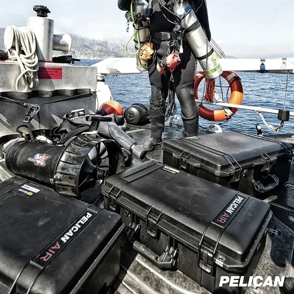 Pelican™ 1535 Air Case - Pelican™ 1535 Air Case - Image 6 of 8