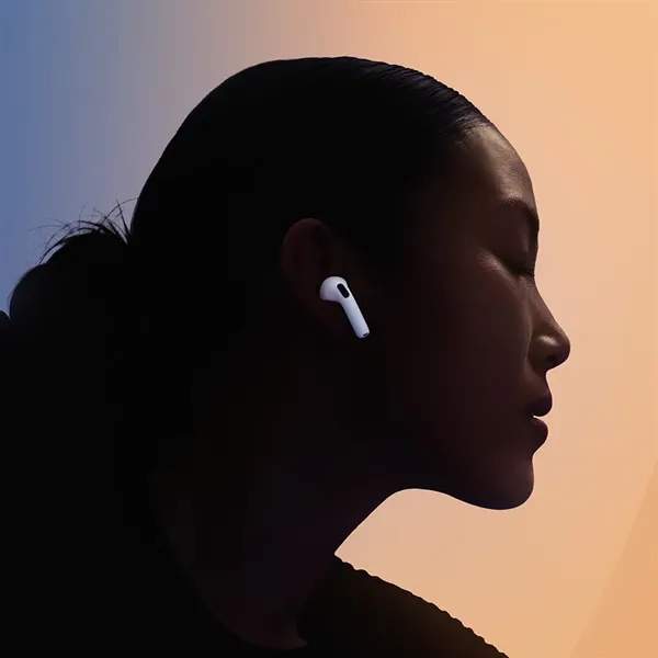 AirPods 4 with Active Noise Cancellation - AirPods 4 with Active Noise Cancellation - Image 4 of 8
