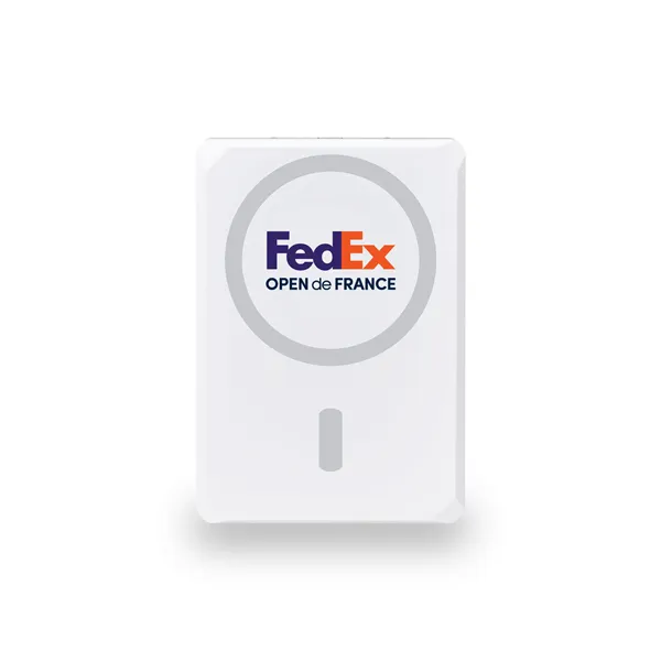 Volaris 5K mAh MagSafe Power Bank Card Holder aApple Tracker - Volaris 5K mAh MagSafe Power Bank Card Holder aApple Tracker - Image 4 of 10