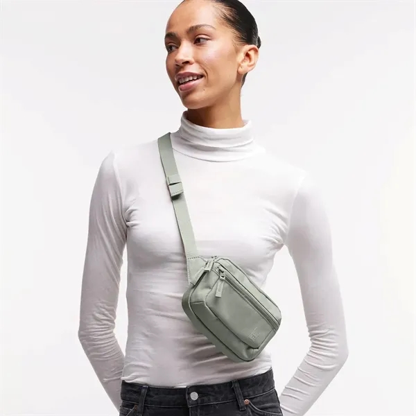 GOT BAG® Sling Bag-GOTS Ocean Plastic Small Crossbody Bag - GOT BAG® Sling Bag-GOTS Ocean Plastic Small Crossbody Bag - Image 2 of 8