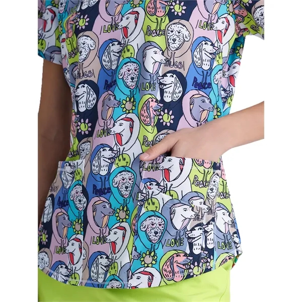 Skechers - Women's Three-Pocket V-Neck Reliance Print Scr... - Skechers - Women's Three-Pocket V-Neck Reliance Print Scr... - Image 5 of 17