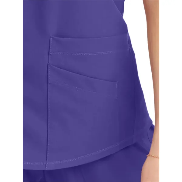 Skechers - Women's Three-Pocket Curved V-Neck Breeze Scru... - Skechers - Women's Three-Pocket Curved V-Neck Breeze Scru... - Image 39 of 59