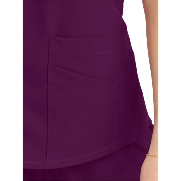 Skechers - Women's Three-Pocket Curved V-Neck Breeze Scru... - Skechers - Women's Three-Pocket Curved V-Neck Breeze Scru... - Image 59 of 59