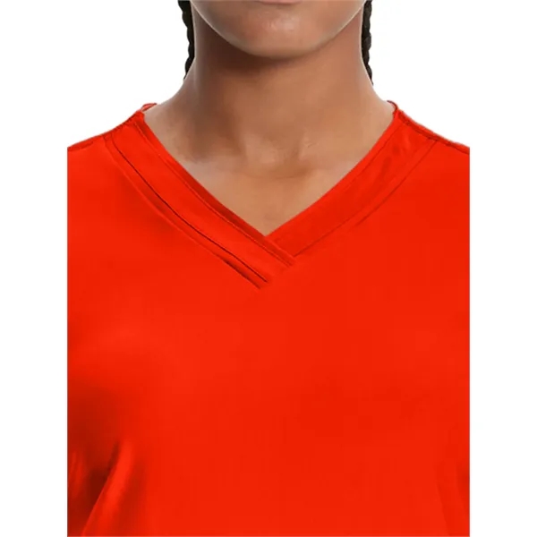 Infinity GNR8 Kinetic - Women's 2-Pocket V-Neck Top - Infinity GNR8 Kinetic - Women's 2-Pocket V-Neck Top - Image 19 of 20