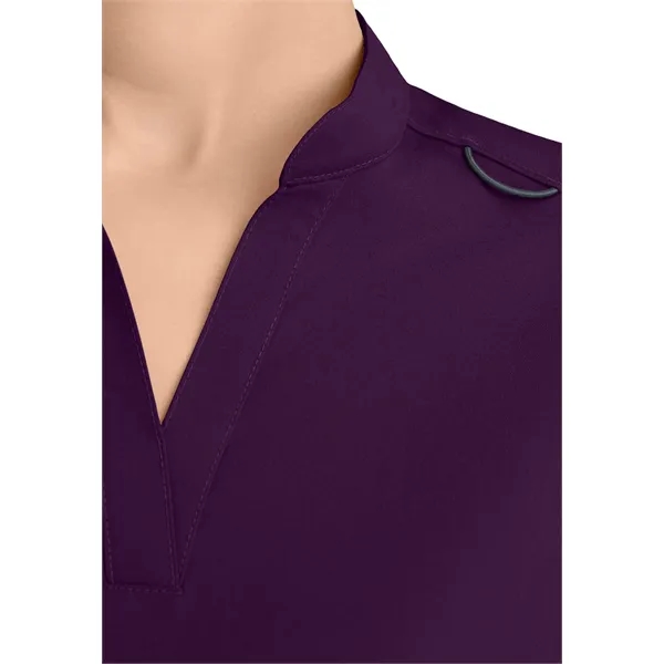 Grey's Anatomy Spandex Stretch - Women's Two-Pocket Avery... - Grey's Anatomy Spandex Stretch - Women's Two-Pocket Avery... - Image 13 of 44