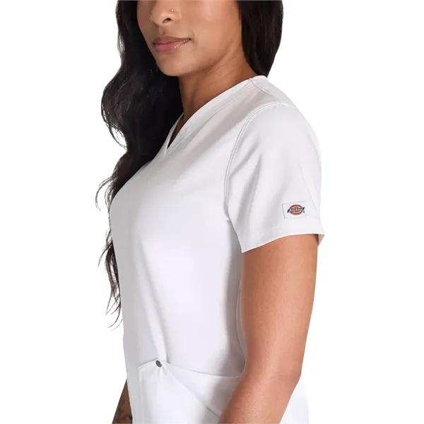 Dickies Medical - EDS NXT - Women's 4-Pocket V-Neck Top - Dickies Medical - EDS NXT - Women's 4-Pocket V-Neck Top - Image 40 of 41