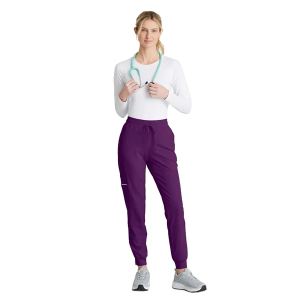 Skechers - Women's Four-Pocket Low-Rise Theory Jogger Scr... - Skechers - Women's Four-Pocket Low-Rise Theory Jogger Scr... - Image 16 of 53